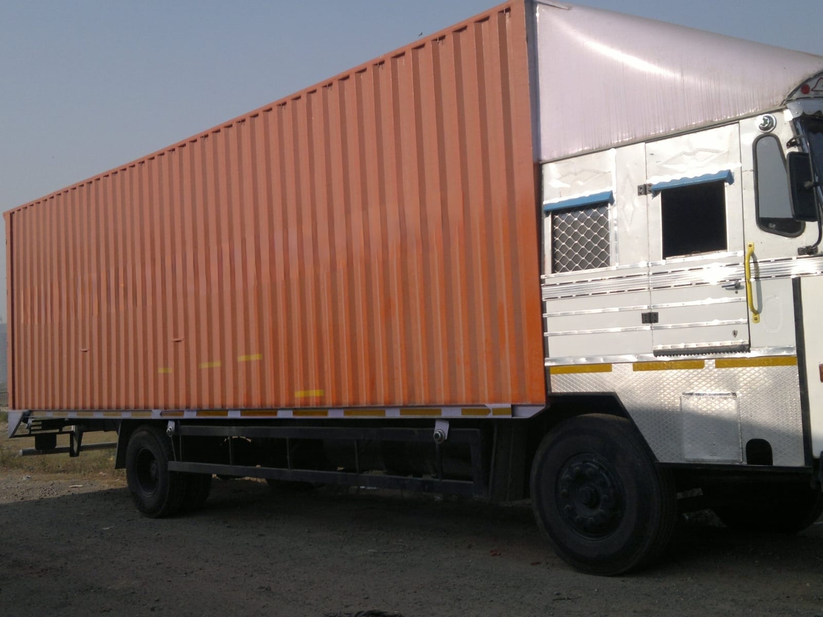 Container Truck